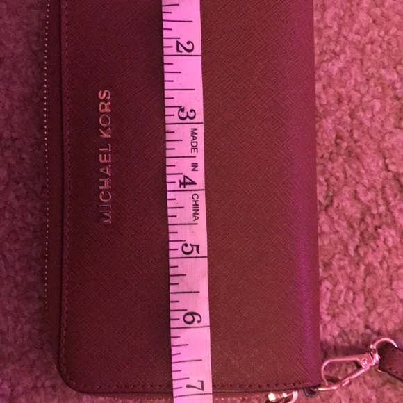Authentic Michael Kors wallet - Picture 6 of 11